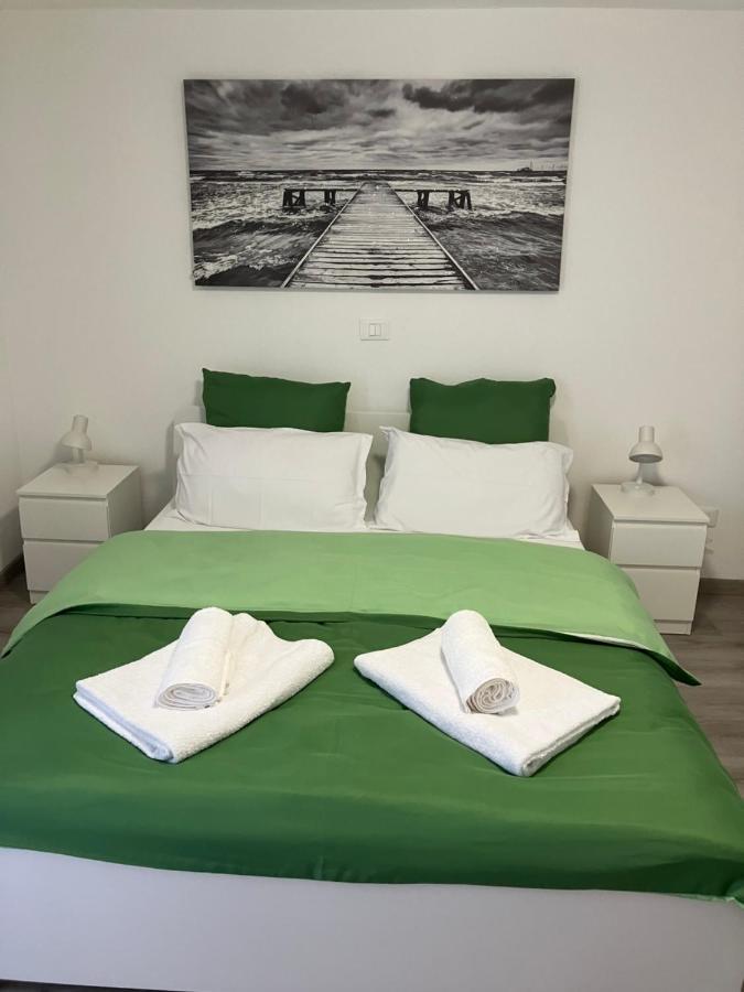 Residenza Giovanni コントネ エクステリア 写真