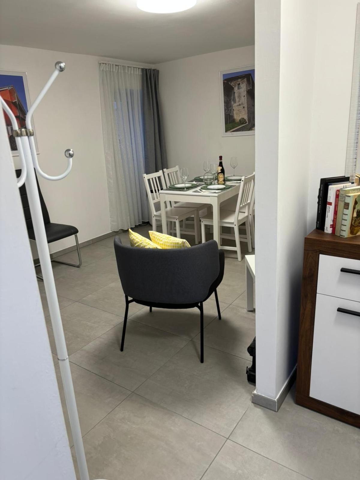 Residenza Giovanni コントネ エクステリア 写真