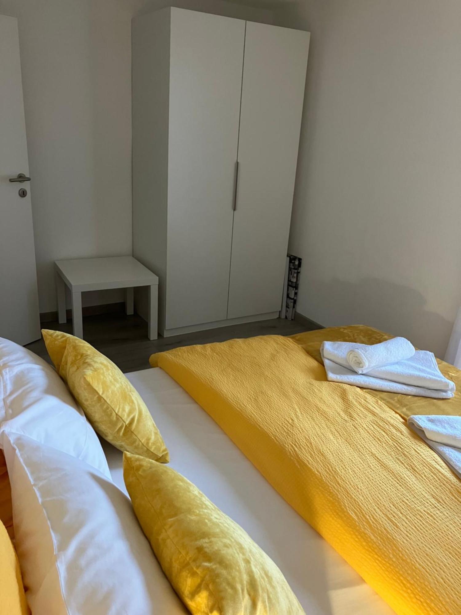 Residenza Giovanni コントネ エクステリア 写真